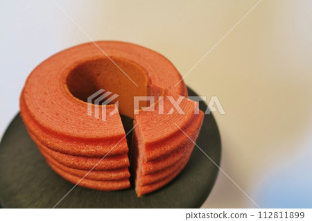 pink baumkuchen pink baumkuchen 112811899