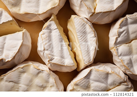 Fresh camembert cheese, top view 112814321