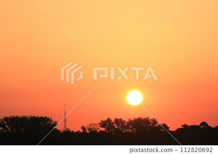 Skytree sunrise-sunrise 112820692