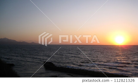 Sunset over the sea 112821326