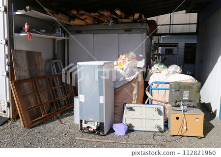 垃圾處理場以及工業垃圾和一般垃圾的回收利用 112821960