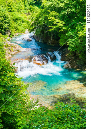 Shima pothole group (summer) 112822031