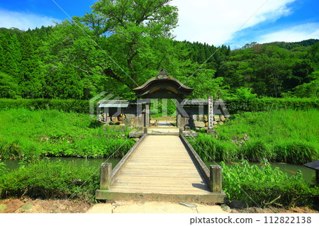 [Fukui Prefecture] Ichijodani Asakura clan ruins in fine weather (Asakura residence ruins) 112822138