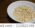 oatmeal 112822198