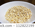oatmeal 112822199