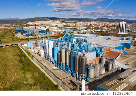 Aerial view of a chemical plant in Mataro. Spain 112822464
