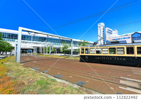 [Toyama Prefecture] Clear skies at JR Toyama Station (Toyama LRT) 112822492