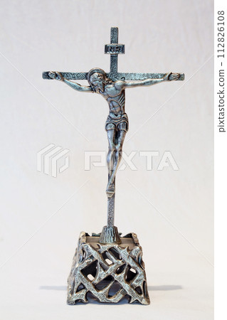 Cross on altar in Chapel of Saint Dismas in Zagreb, Croatia 112826108