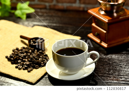 咖啡豆和咖啡粉 咖啡豆和咖啡粉 112830817