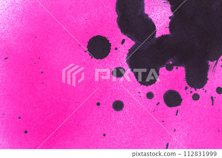 Popping black ink 112831999