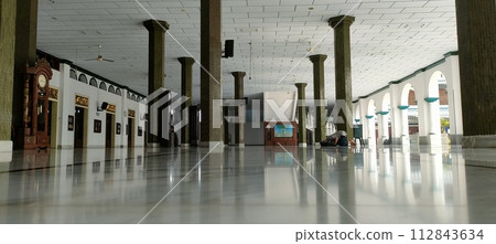 Historical mosques in South Asia 112843634