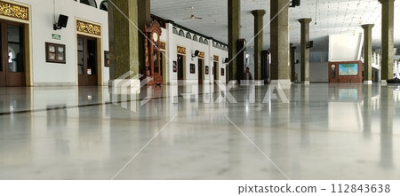 Historical mosques in South Asia 112843638