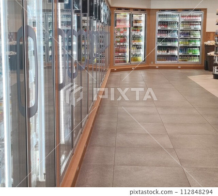 Drinks in a cold case Drinks in a cold case 112848294