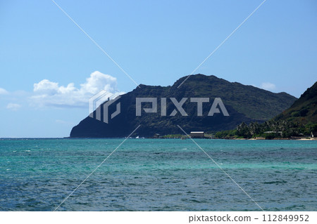 Waimanalo bay, Pier, and Makapuu Point with Makapu'u Lighthouse visible Waimanalo bay, Pier, and Makapuu Point with Makapu'u Lighthouse visible 112849952