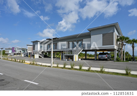 Flaming Lodge and Restaurant in Everglades National Park, Florida. 112851631