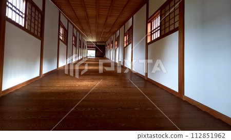 和歌山城、大橋迴廊，從西之丸方向（上行） 112851962