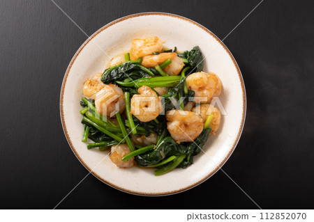 中式炒蝦仁與菠菜 112852070