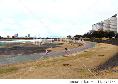 長良川慢跑路線、高橋直子路（長良川公園） 112852172