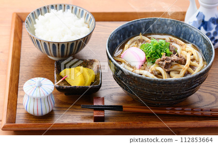 Curry udon set meal 112853664