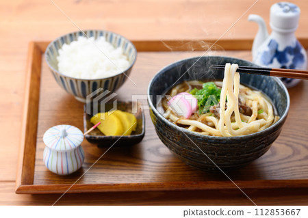 Curry udon set meal 112853667