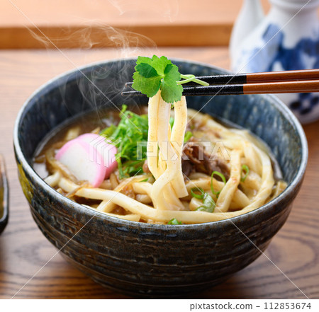 咖哩烏冬面 112853674