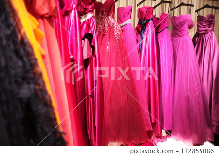dress 112855086