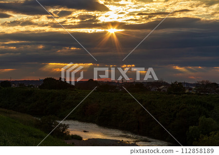 靜岡縣袋井市艾野，黃昏的風景 112858189
