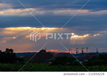 Aino, Fukuroi City, Shizuoka Prefecture, scenery at dusk 112858226