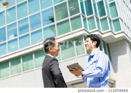 Business work clothes real estate 112858468