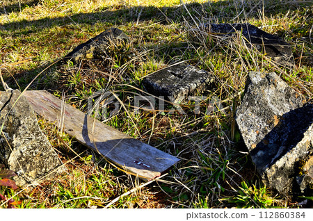 丹澤袖平山頂的第三級三角測量點（青根村3） 112860384