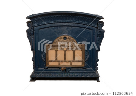 antique German mailbox from the eighteenth century 112863654