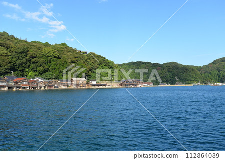 Ine Funaya Group (Ine Town, Kyoto Prefecture) 112864089