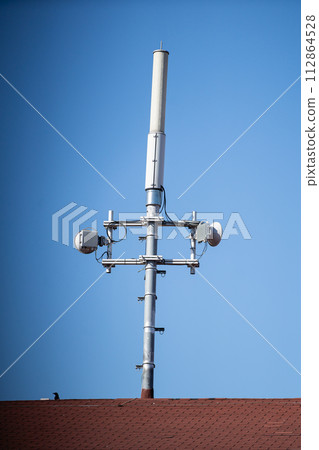High telecommunications antennas for the cellular network and terrestrial internet. 112864528