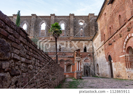 Ruin of the medieval Cistercian monastery San Galgano in the Tuscany 112865911