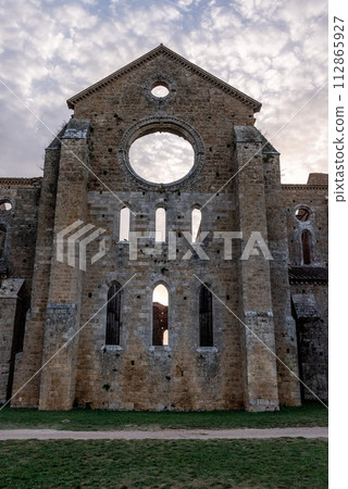 Ruin of the medieval Cistercian monastery San Galgano in the Tuscany 112865927
