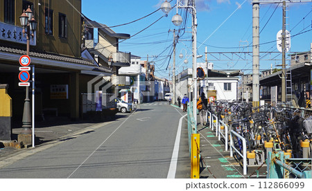 Railway scenery (in front of Ohba Station on the Izu-Hakone Railway) Mishima City, Shizuoka Prefecture Railway scenery (in front of Ohba Station on the Izu-Hakone Railway) Mishima City, Shizuoka Prefecture 112866099