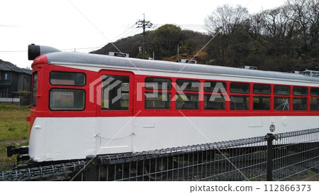 倉敷市兒島下津電鐵遺址風道上保存的舊下津站及舊車輛 112866373