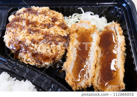 Delicious minced meat cutlet and tonkatsu bento Delicious minced meat cutlet and tonkatsu bento 112866858