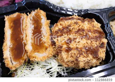 Delicious minced meat cutlet and tonkatsu bento Delicious minced meat cutlet and tonkatsu bento 112866859