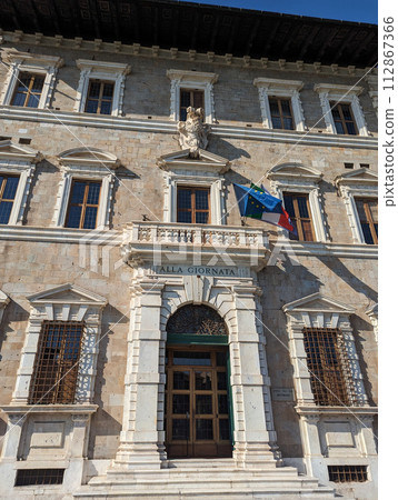 Palazzo alla Giornata at the Arno river in Pisa 112867366