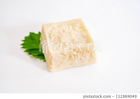 Frozen tofu 112869049