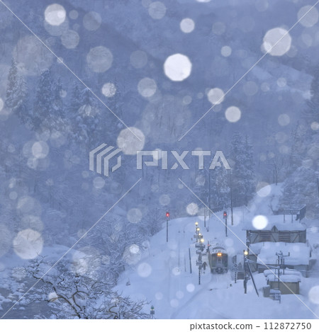 下雪的Ohakukawa站(玉見線) 下雪的Ohakukawa站(玉見線) 112872750