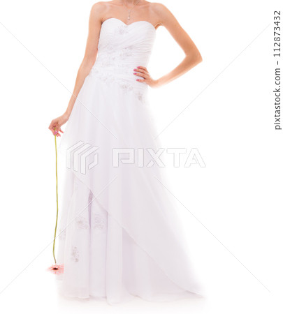 Full length bride in white wedding gown isolated 112873432