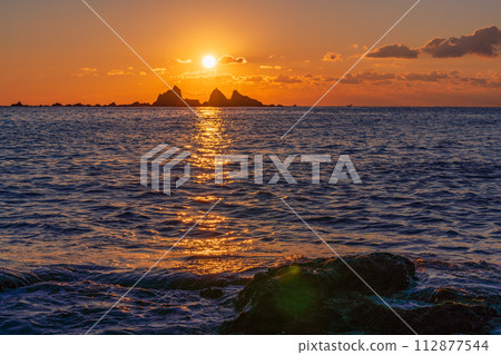 （神奈川縣）萬祖半島三石海灘日出 112877544