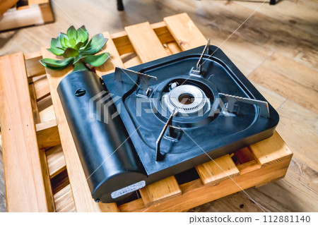 Glamping image gas stove 112881140