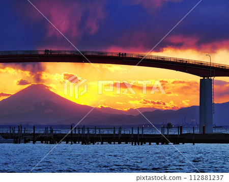 Mt. Fuji seen from Kisarazu Port Mt. Fuji seen from Kisarazu Port 112881237