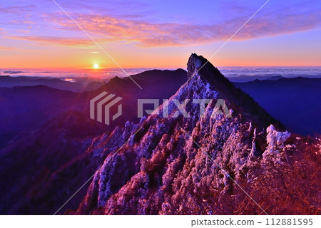 Mt. Ishigaki of hoarfrost Mt. Ishigaki of hoarfrost 112881595