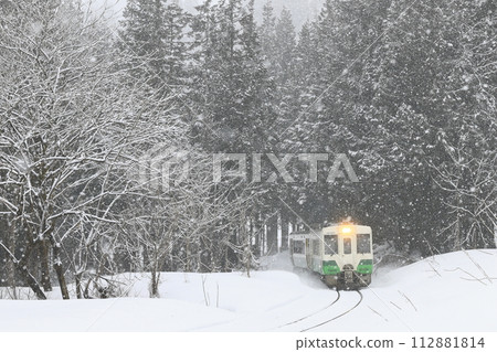 Snowy landscape Tadami line 112881814