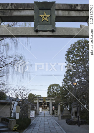 Seimei Shrine Ichino Torii and precincts Vertical composition 1 Seimei Shrine Ichino Torii and precincts Vertical composition 1 112885763