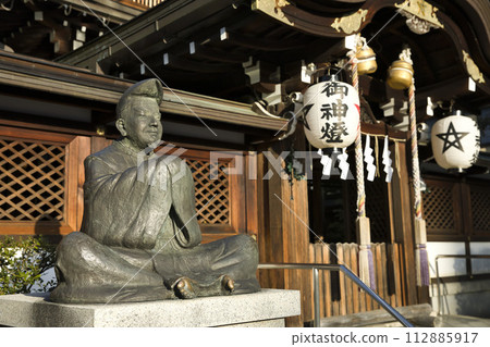 Seimei Shrine Abe Seimei statue and main shrine horizontal composition 4 Seimei Shrine Abe Seimei statue and main shrine horizontal composition 4 112885917